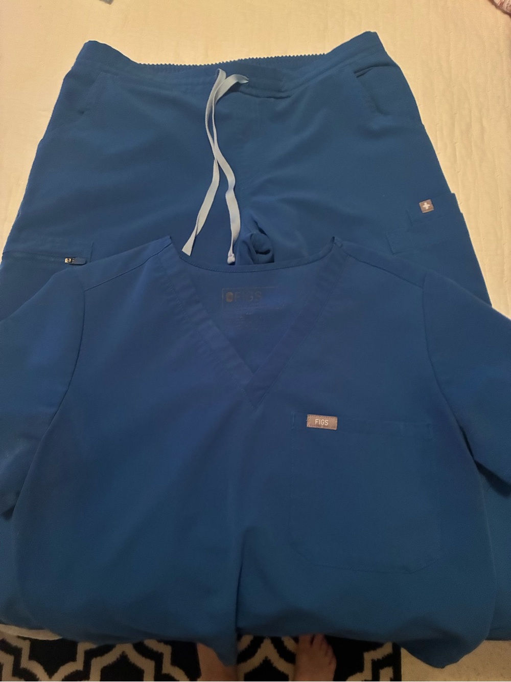 Figs Women's Royal Blue Scrub Top and Jogger Set